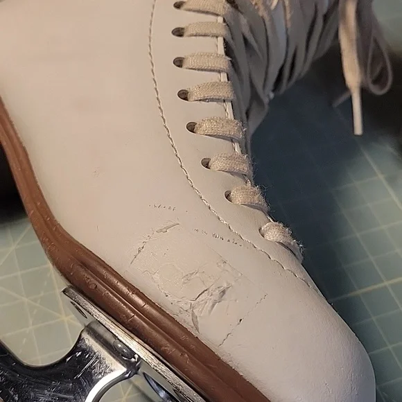 JACKSON White and Brown Ice Skates Kids Size 4 - Picture 7 of 7